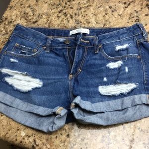 Abercrombie & Fitch distressed denim shorts size 2